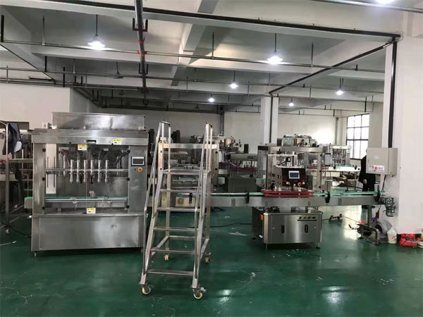 桶裝醬料灌裝生產線設備在市場中逐漸站穩(wěn)腳跟
